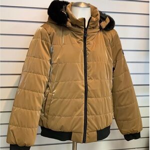 Dolcezza Camel Hooded Puffer, size sm.